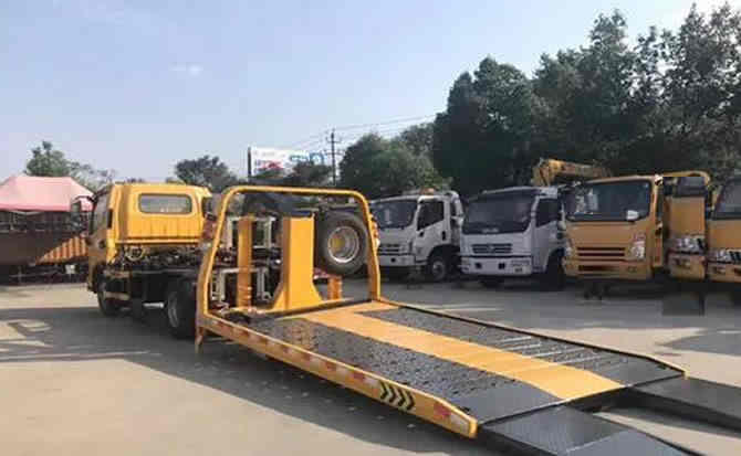 天柱汽车中途维修案例